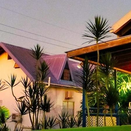 Bananaquit Tobago -Stay Near The Beach Crown Point Exterior photo